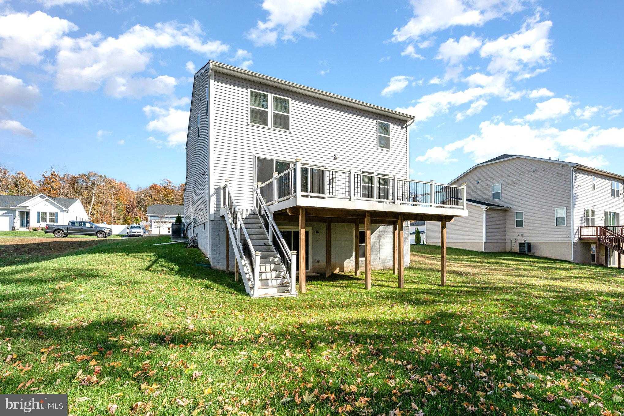 374 Bay Club Pkwy photo 23