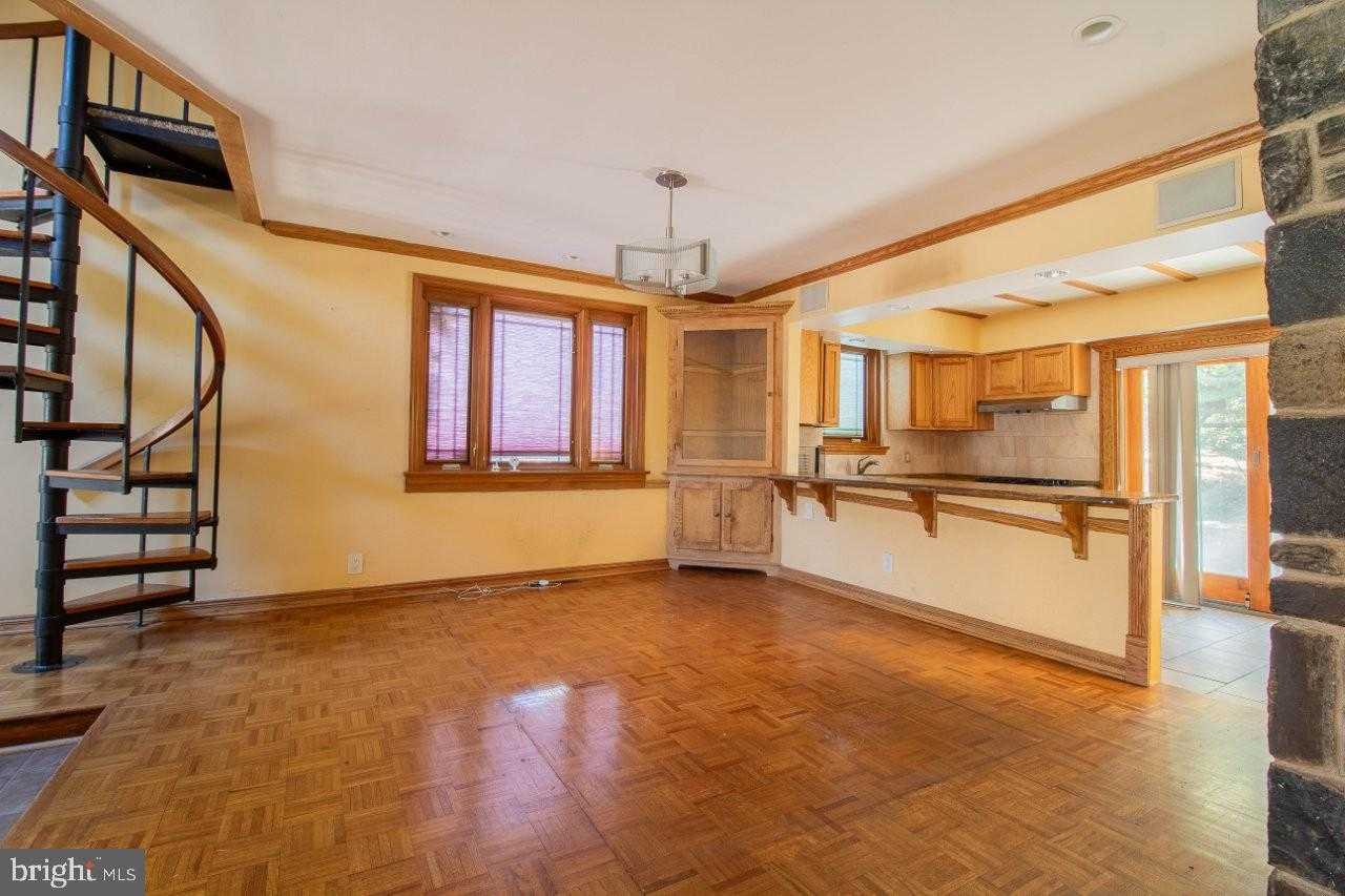 302 Crest Park Rd photo 5