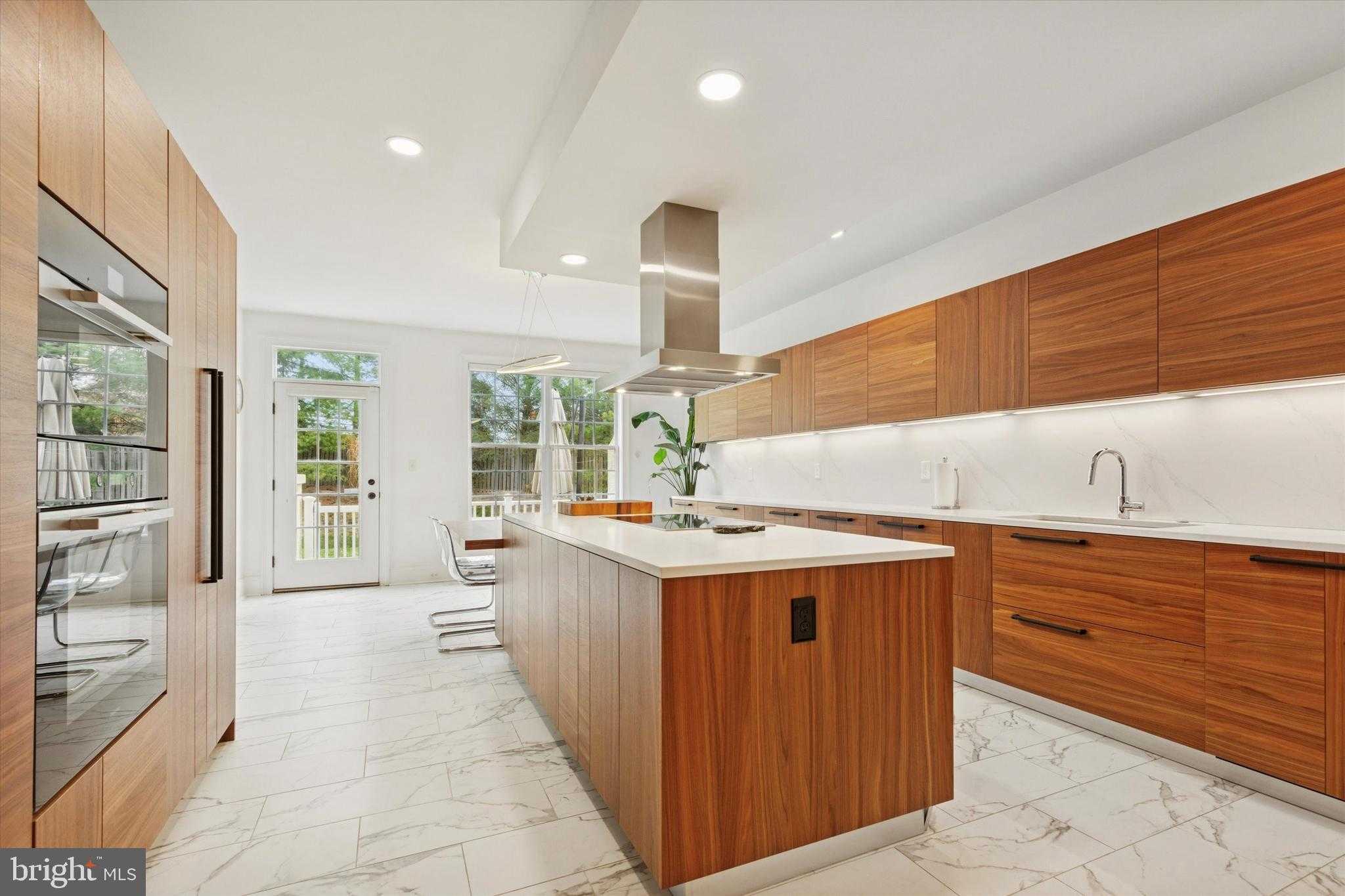 1913 Whitetail Way photo 4