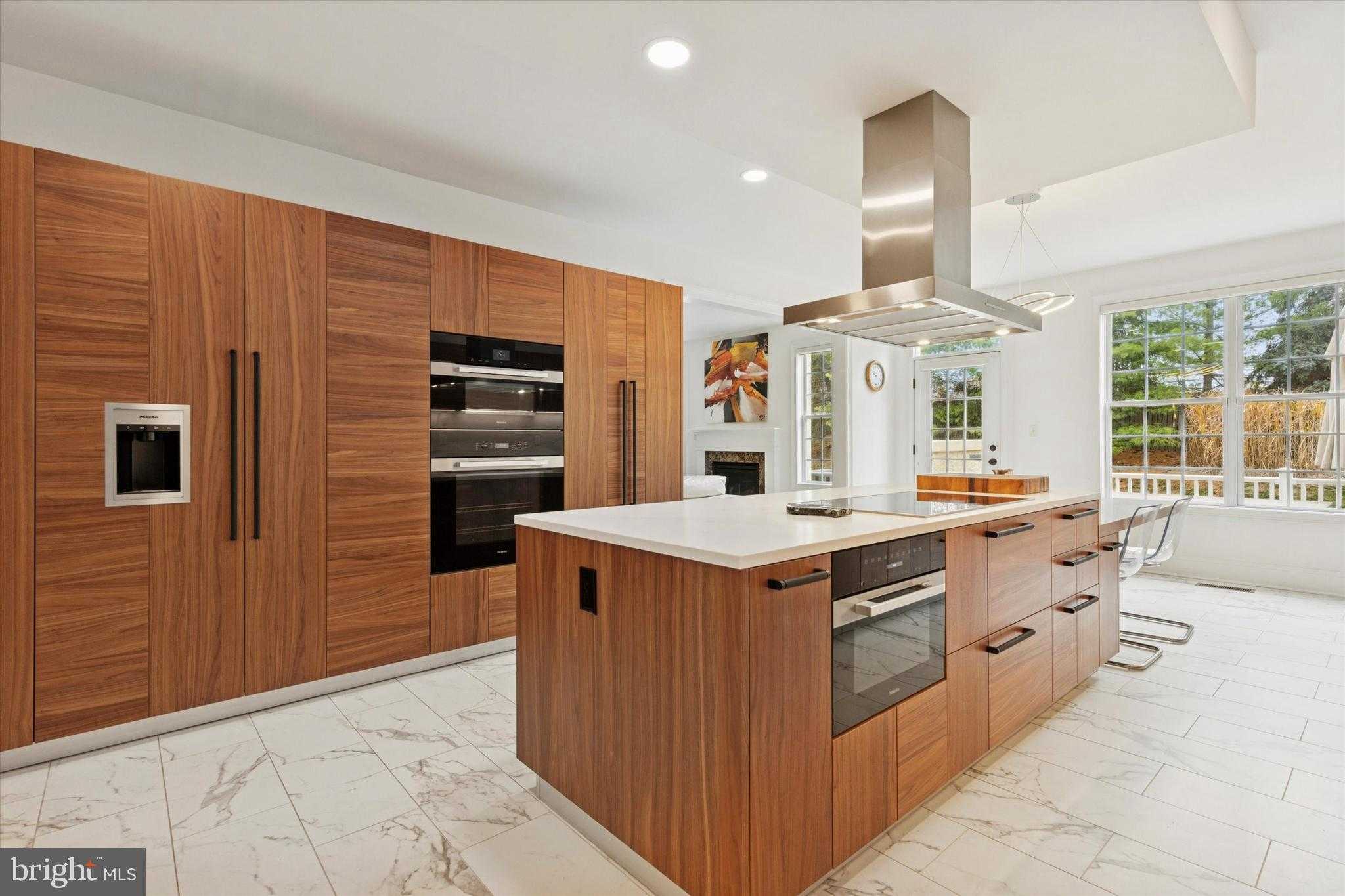 1913 Whitetail Way photo 5