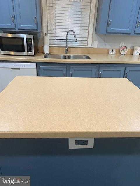 207 Poclain Rd photo 11