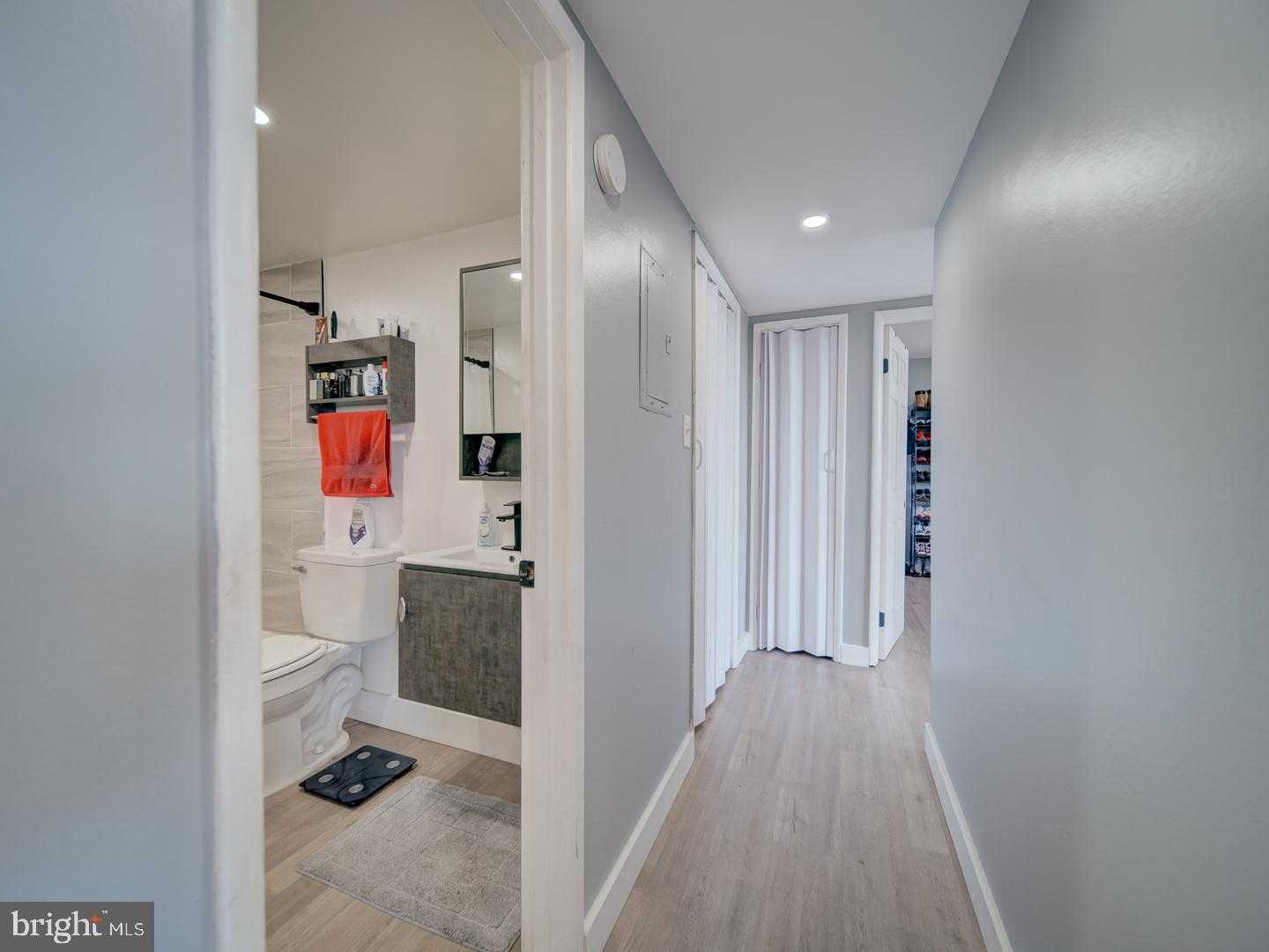 1822 Metzerott Rd Apt 402 photo 16