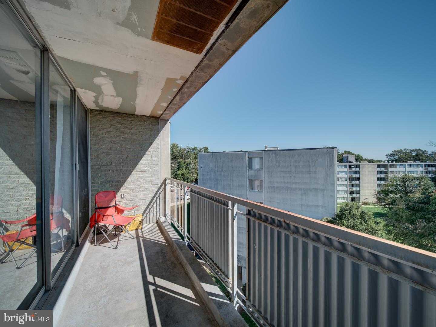 1822 Metzerott Rd Apt 402 photo 6