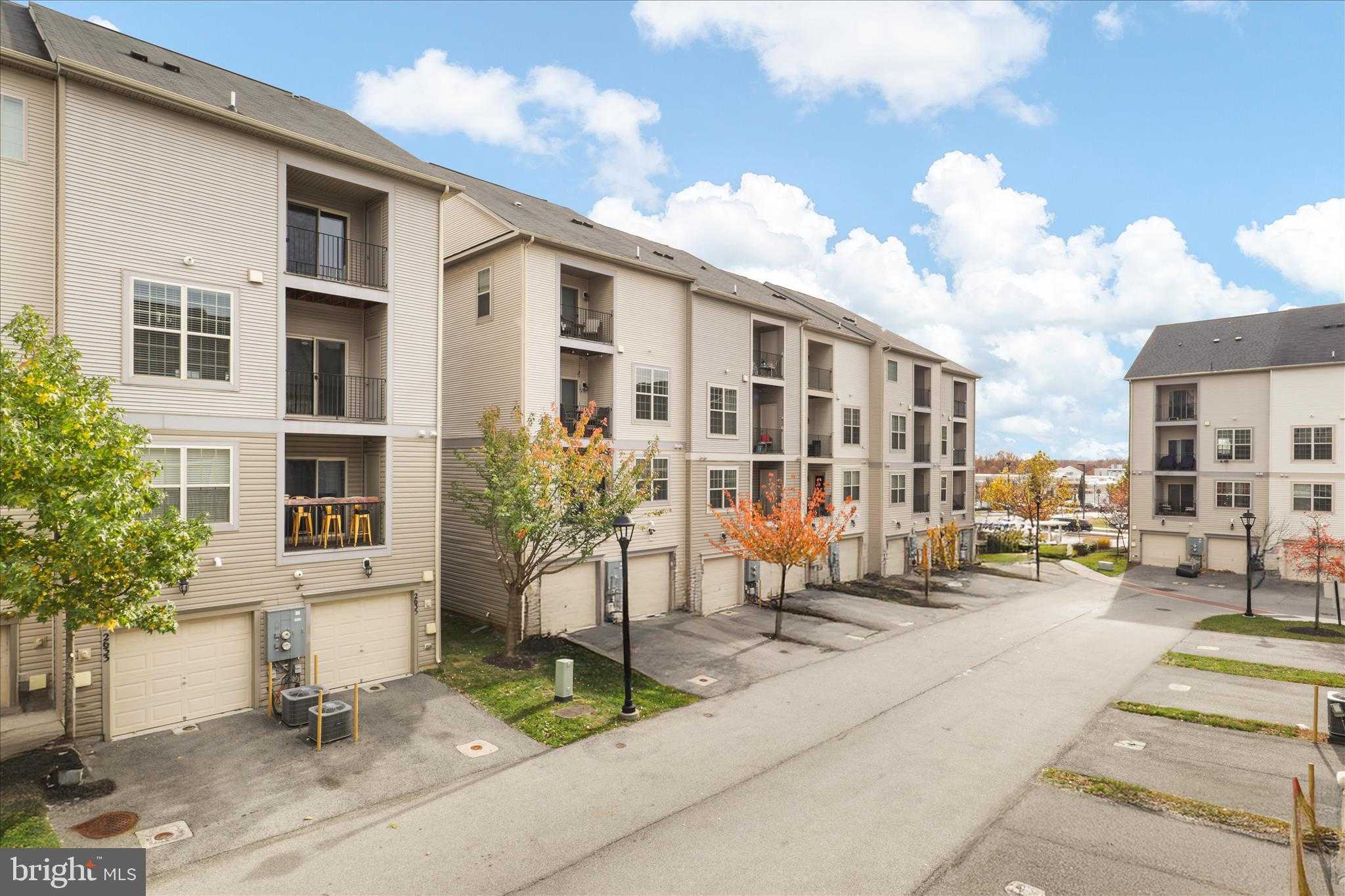 2633 Campus Way N photo 38