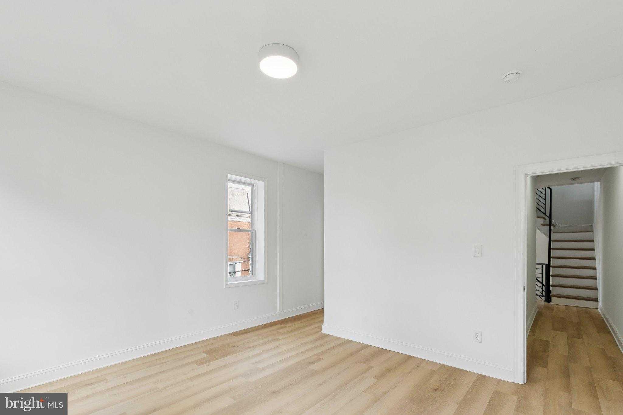 137 W Manheim St photo 30