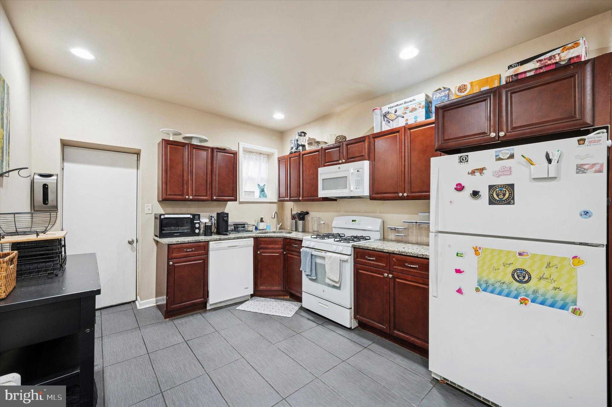 1404 N Felton St photo 7