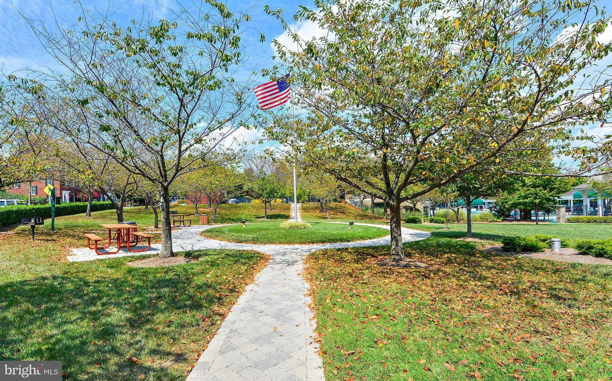 536 Tschiffely Square Rd photo 90