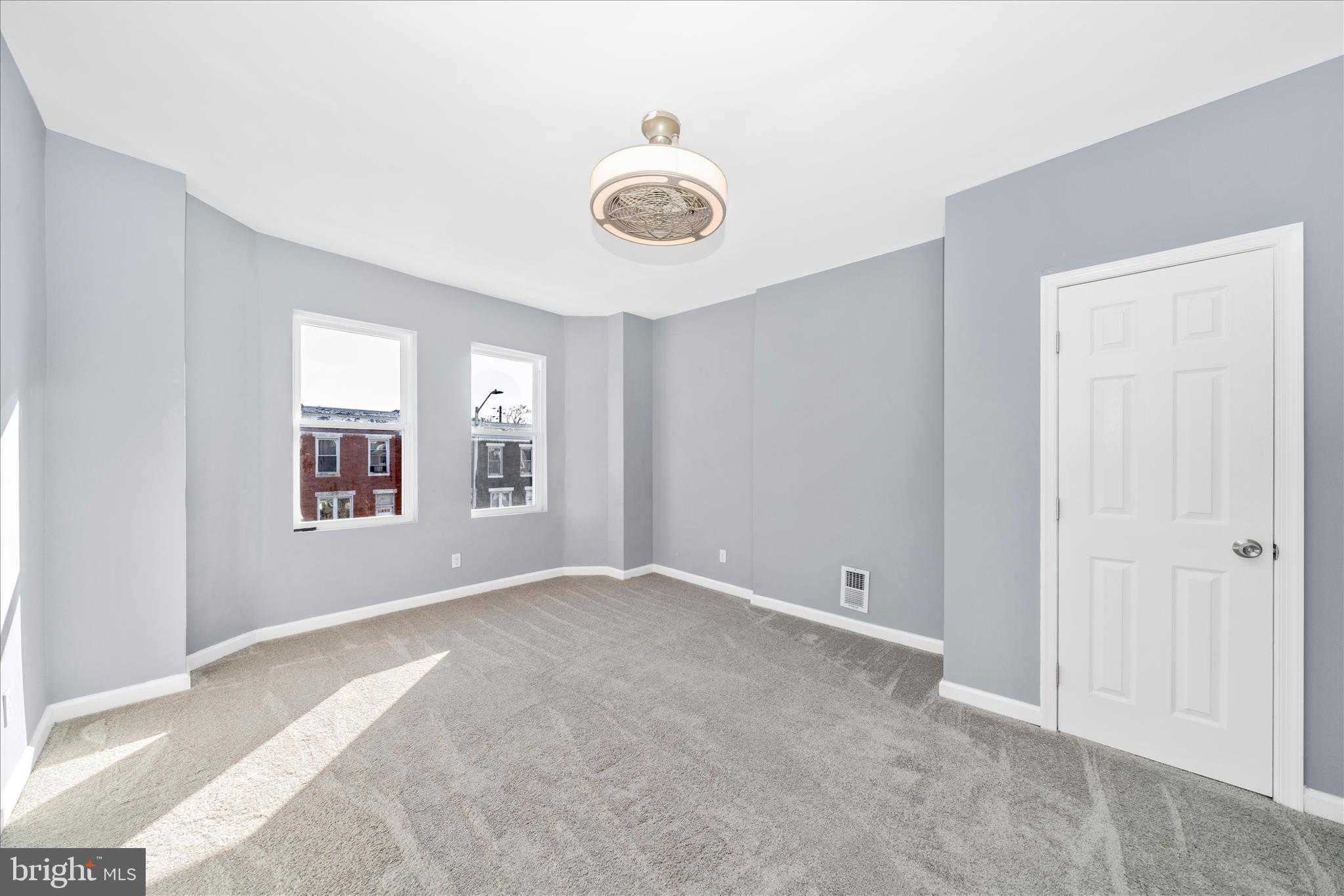 2224 W Fayette St photo 6