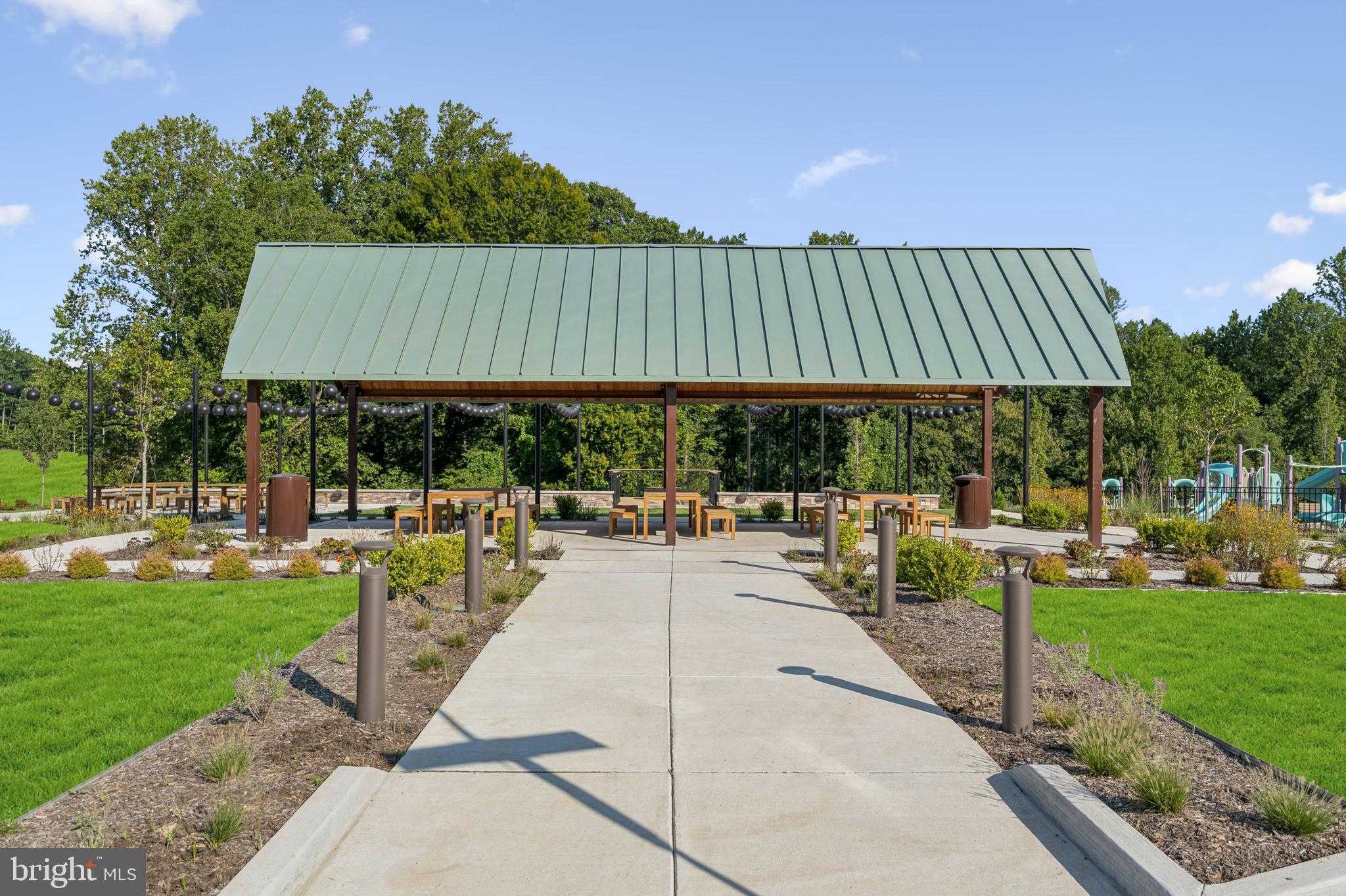 10915 Golden Glow Ave photo 46