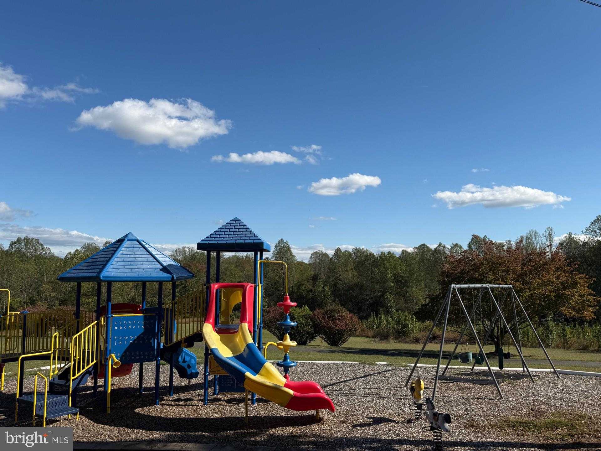 183 Sleigh Bell Ln photo 54