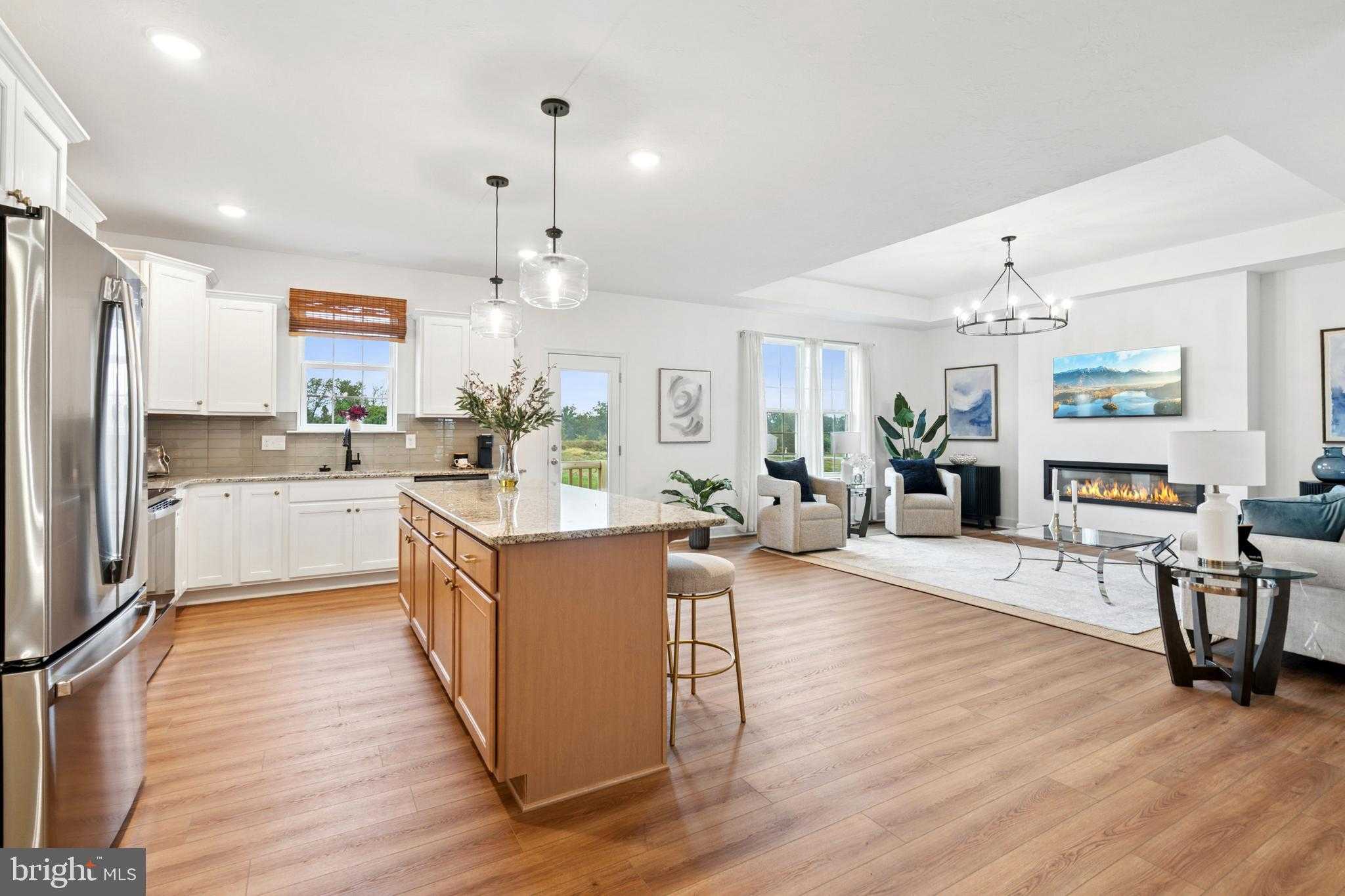 1520 Falcon Ln photo 6