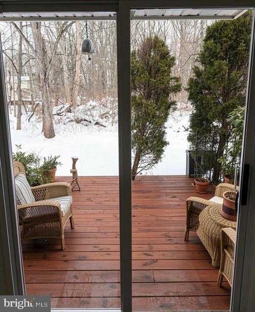 111 Clemens CT photo 18