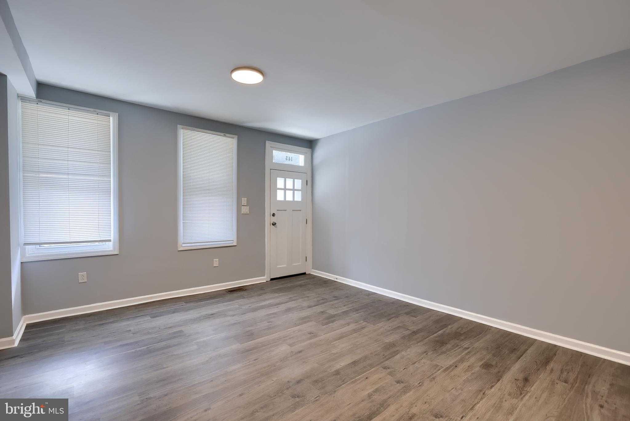 145 S 8th St photo 12