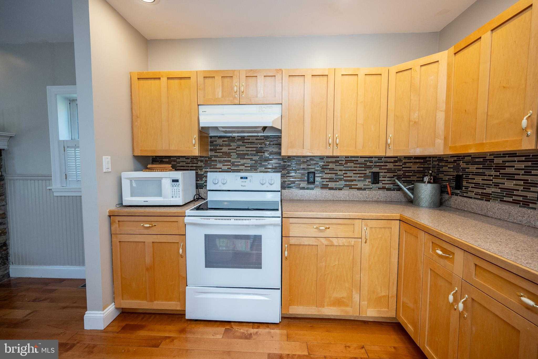 32 Hazelhurst Ter photo 19