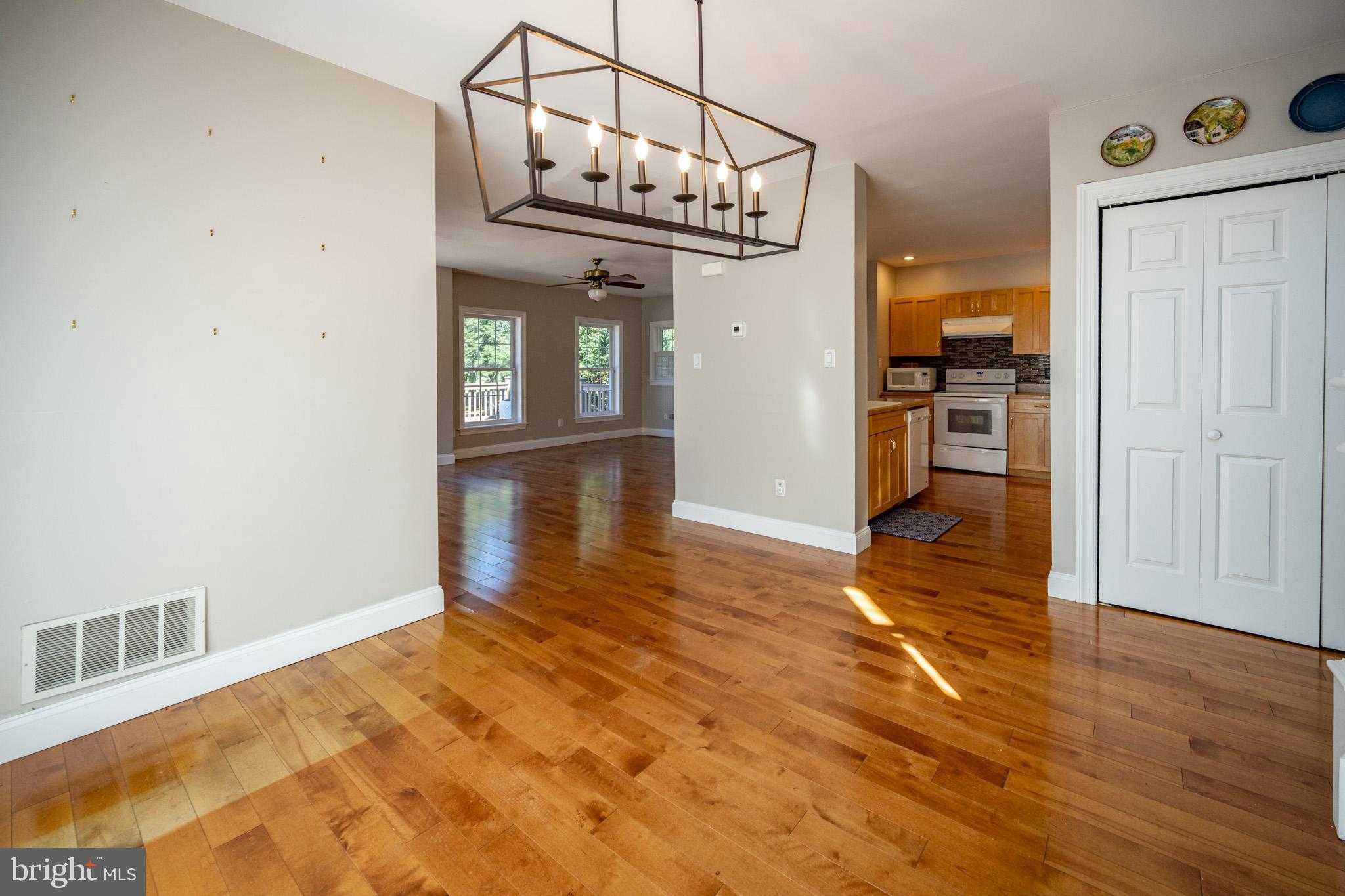 32 Hazelhurst Ter photo 22