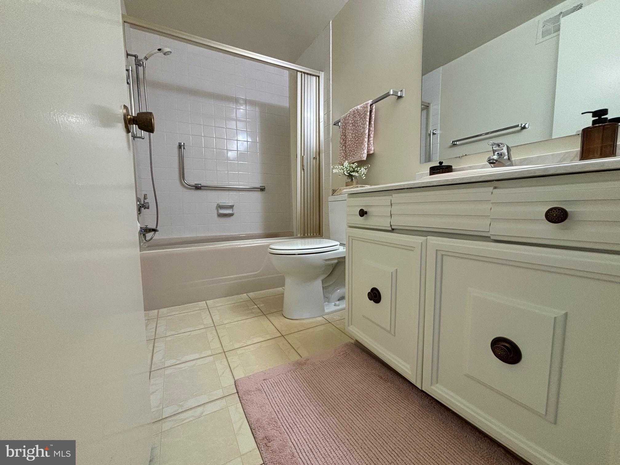 3352 Chiswick CT # 57-3e photo 9