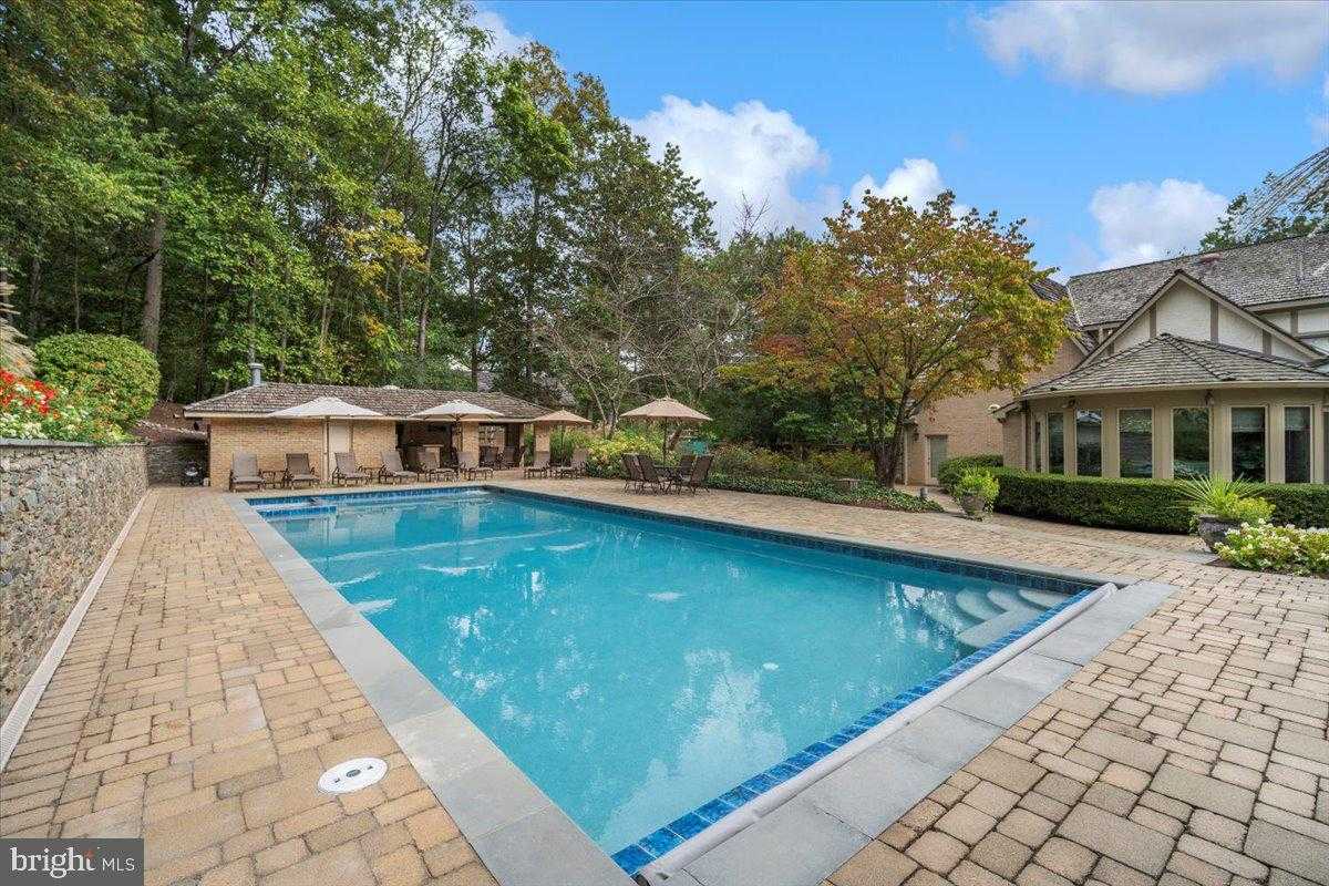 8917 Harvest Square CT photo 82