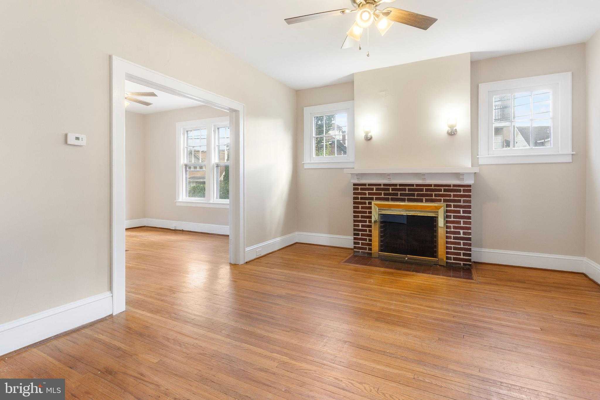 26 Laurel St photo 4