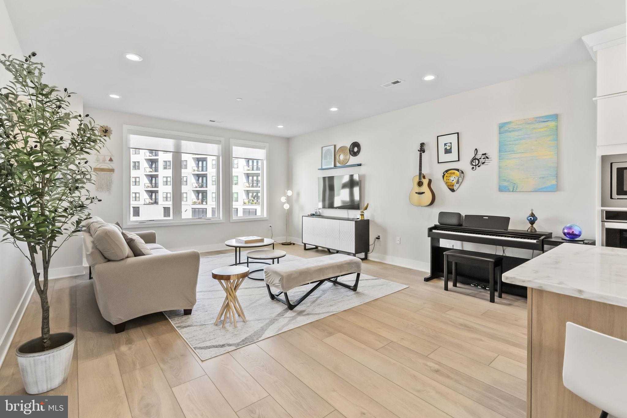 908 Laurens Aly photo 19