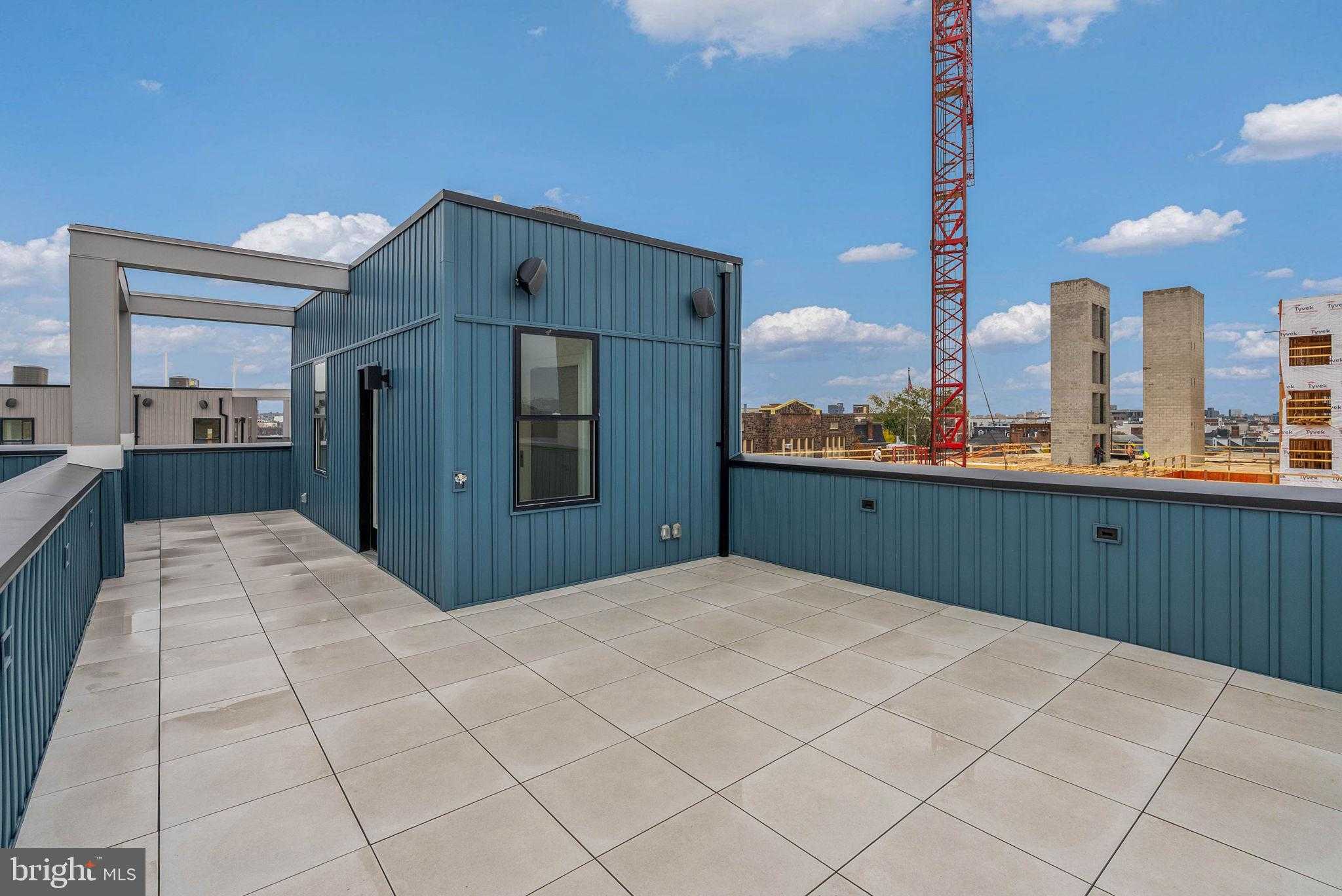 660 Fairmount Ave photo 21