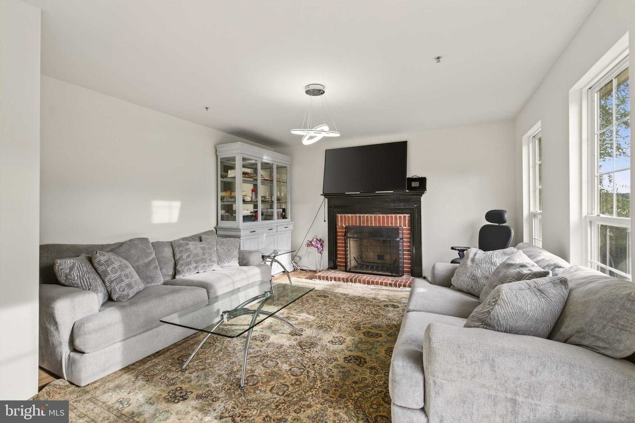 6903 Bock Rd photo 44