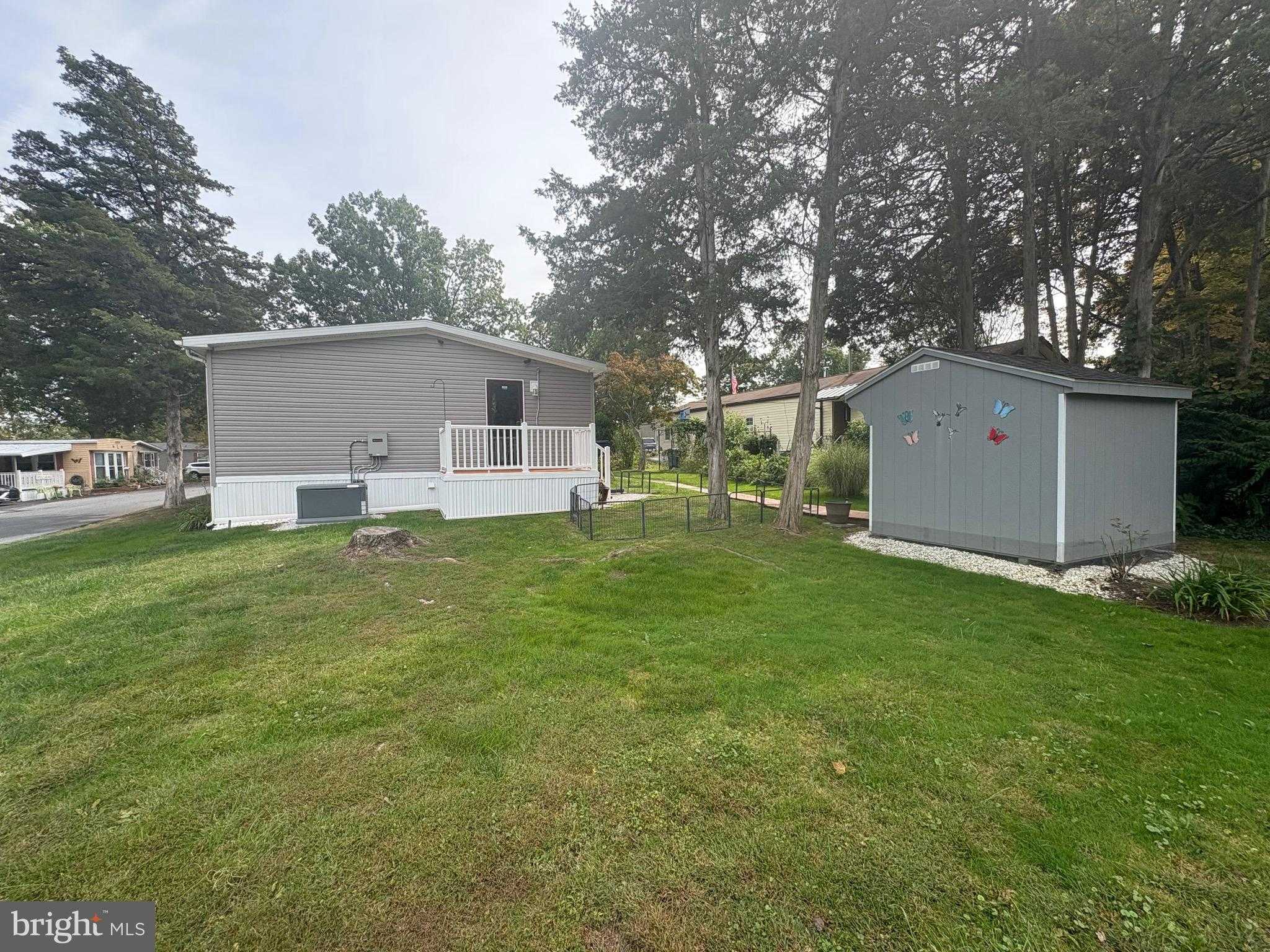 511 Maple Dr photo 15