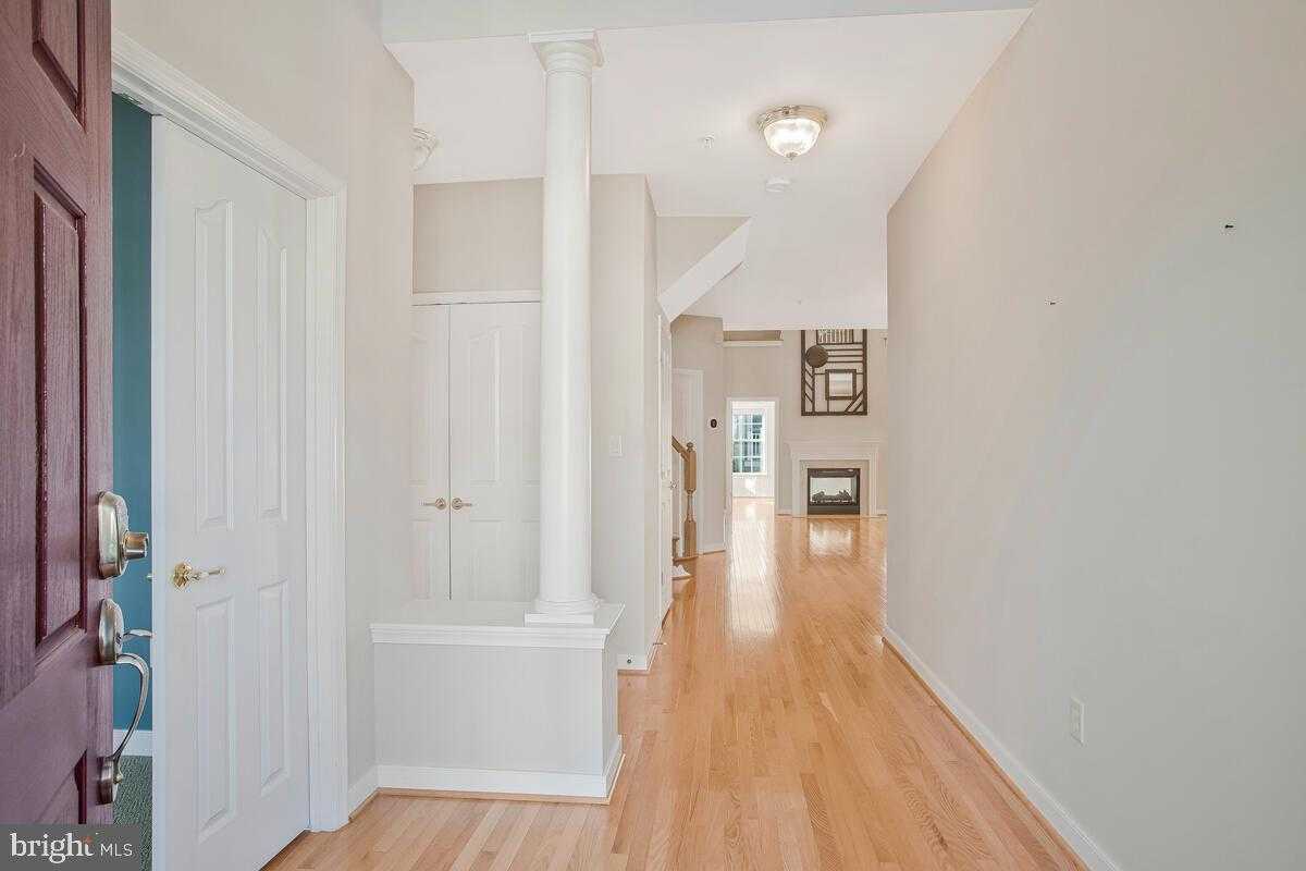 8656 Vast Rose Dr # 23 photo 4