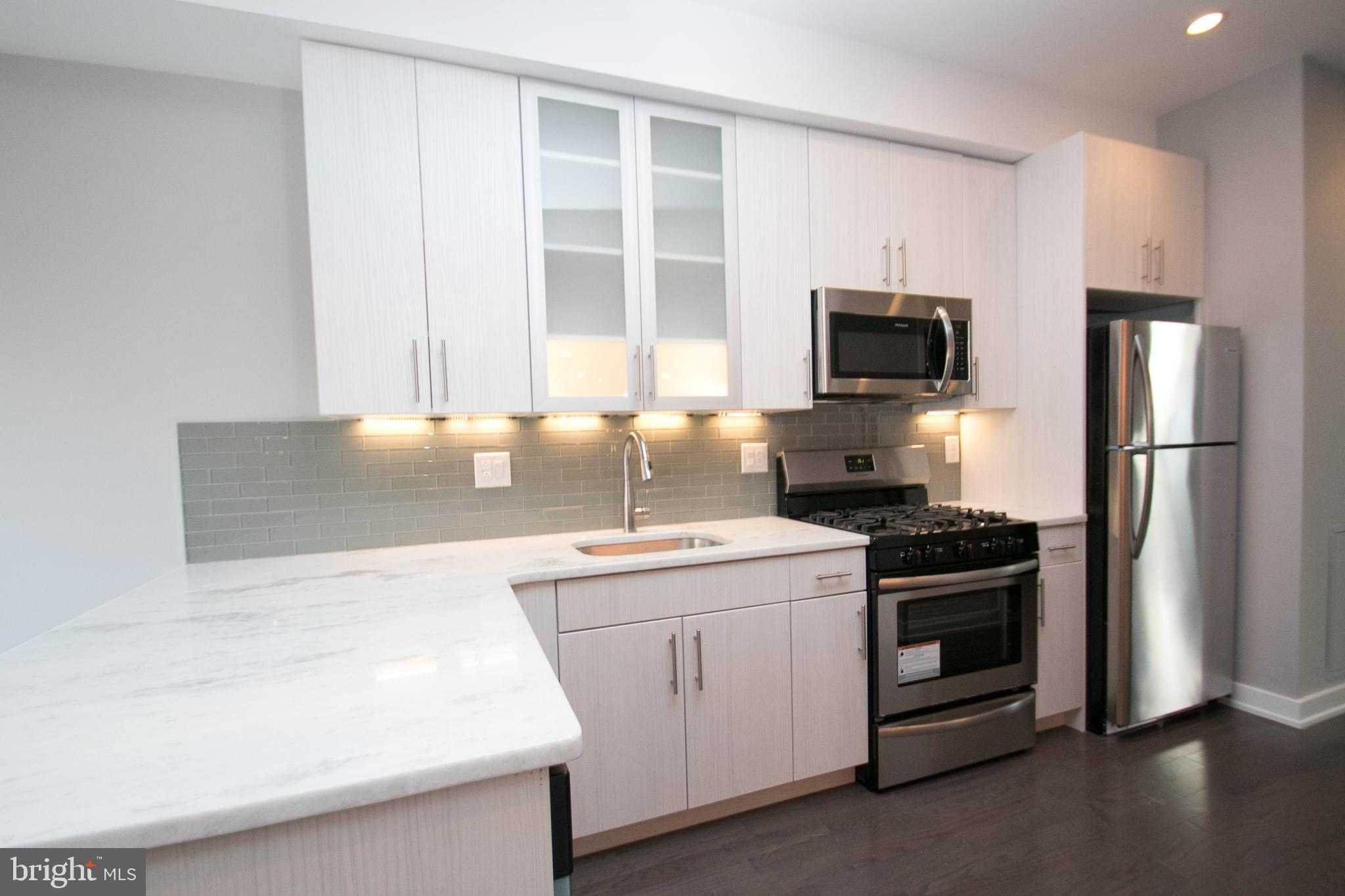 755 N Capitol St photo 5