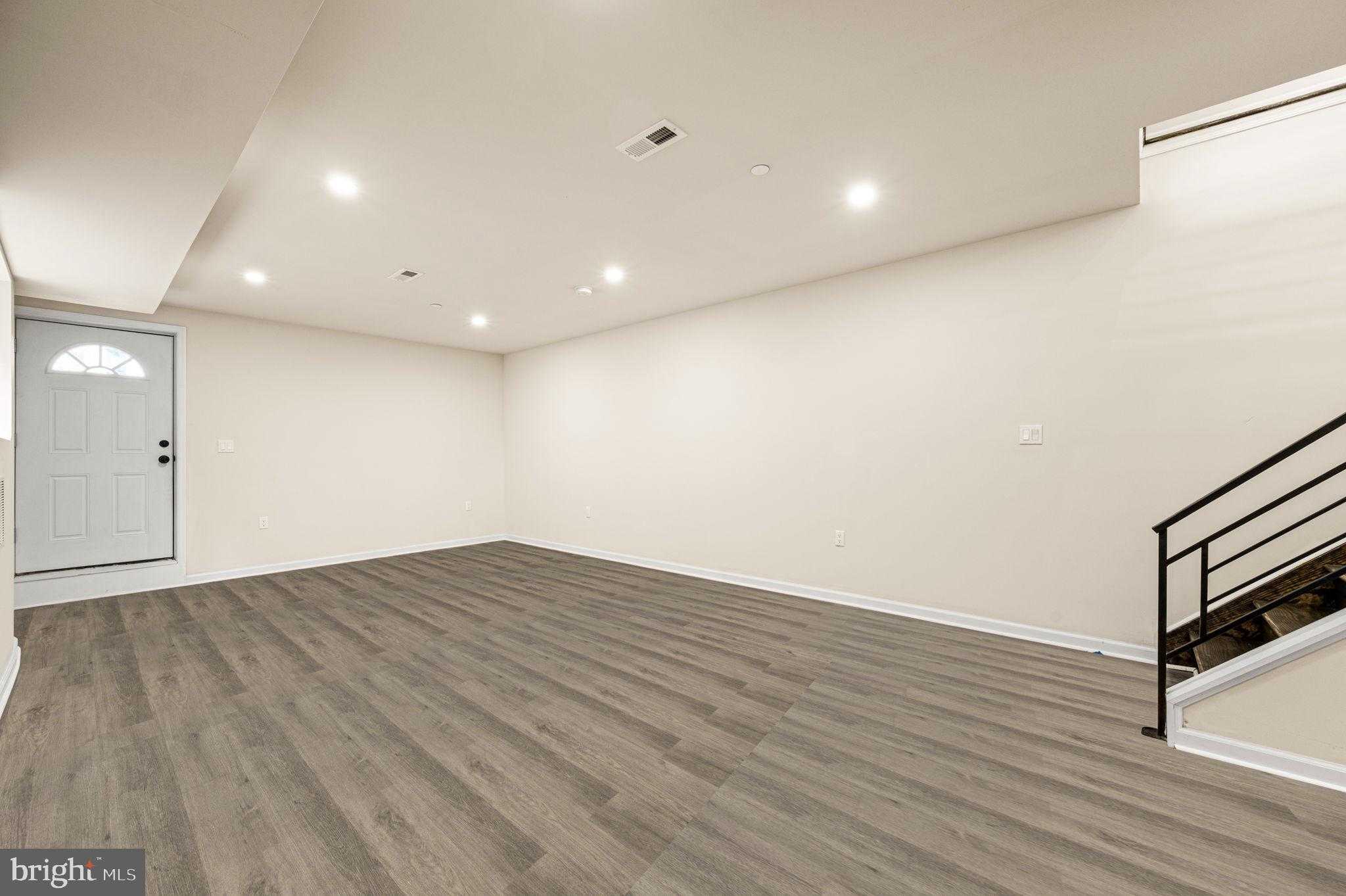 4828 Greenway Ave photo 25