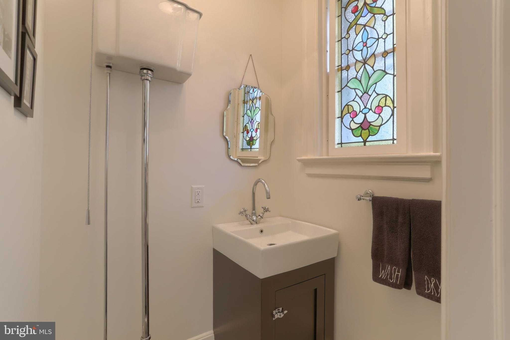 118 Elm Ave photo 20