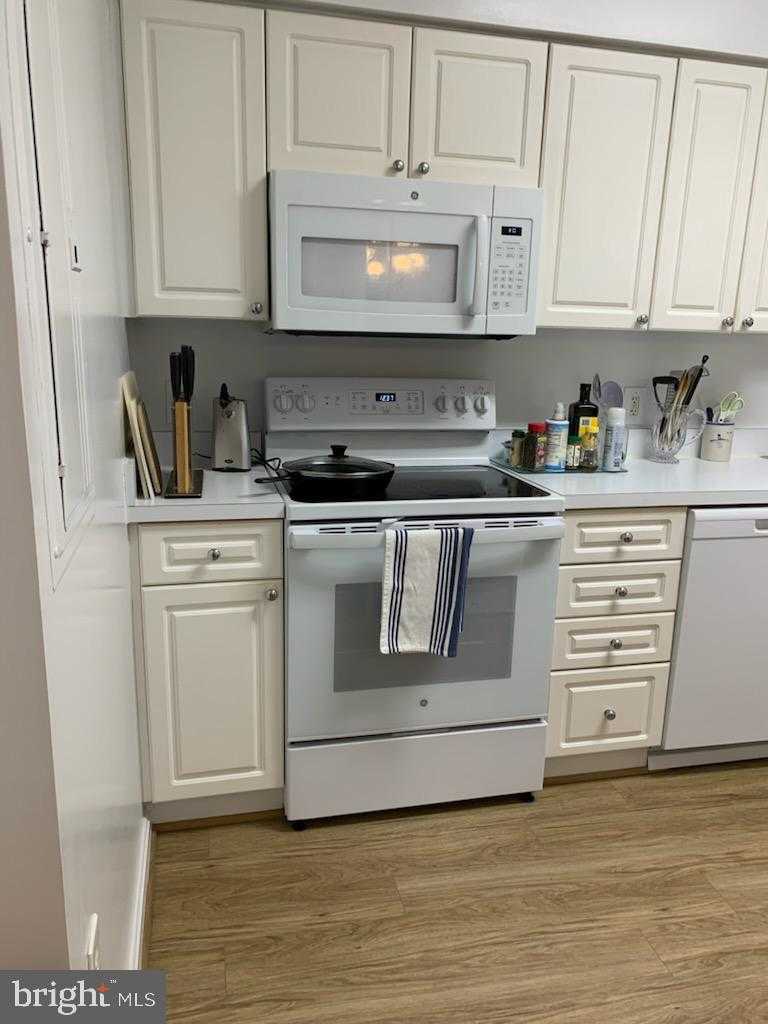 3200 N Leisure World Blvd Apt 514 photo 10