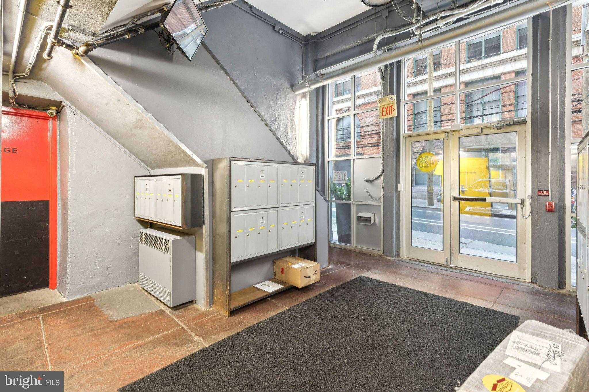 428 N 13th St Apt 3e photo 40