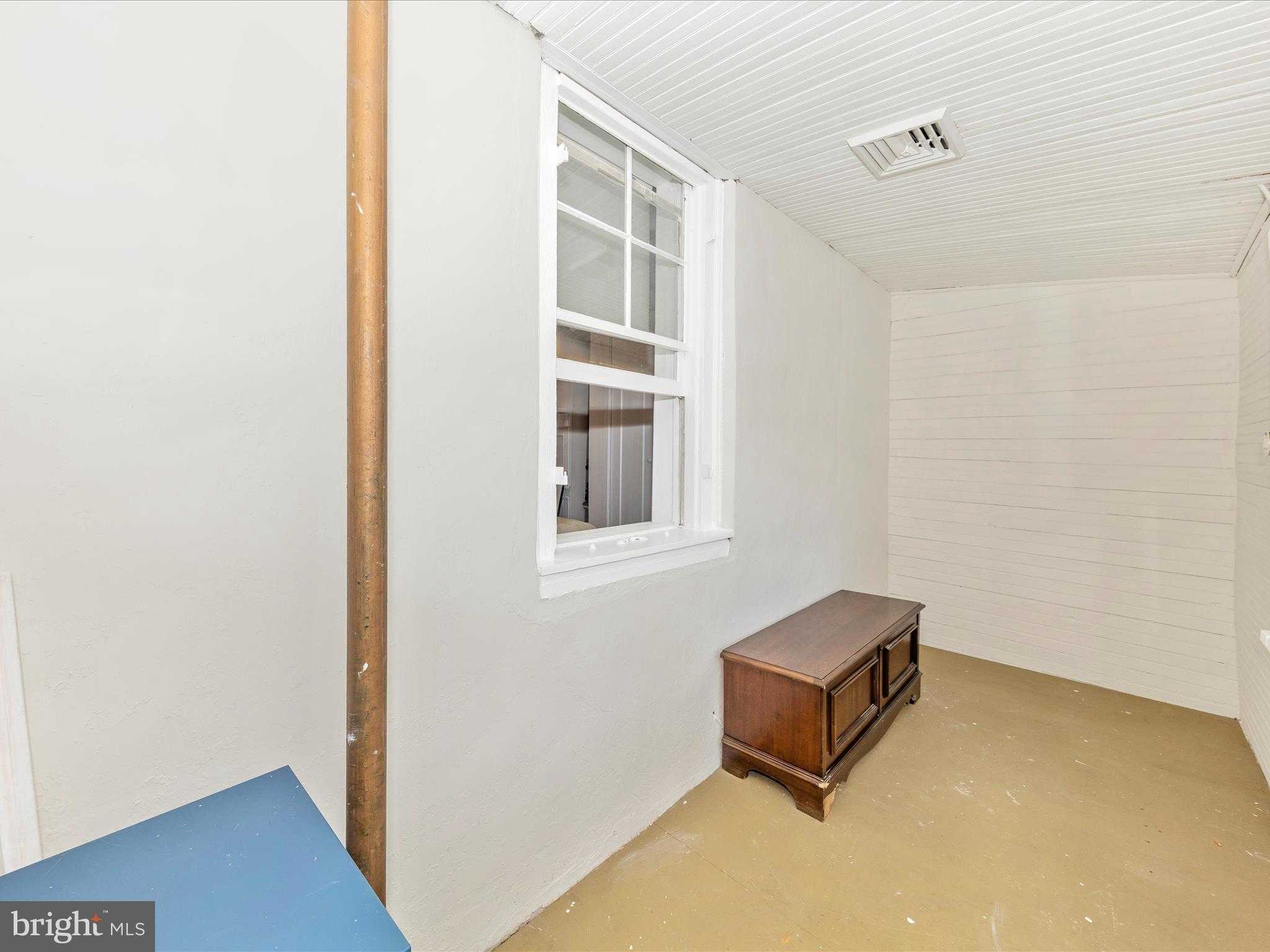 12109 Liberty Rd photo 40