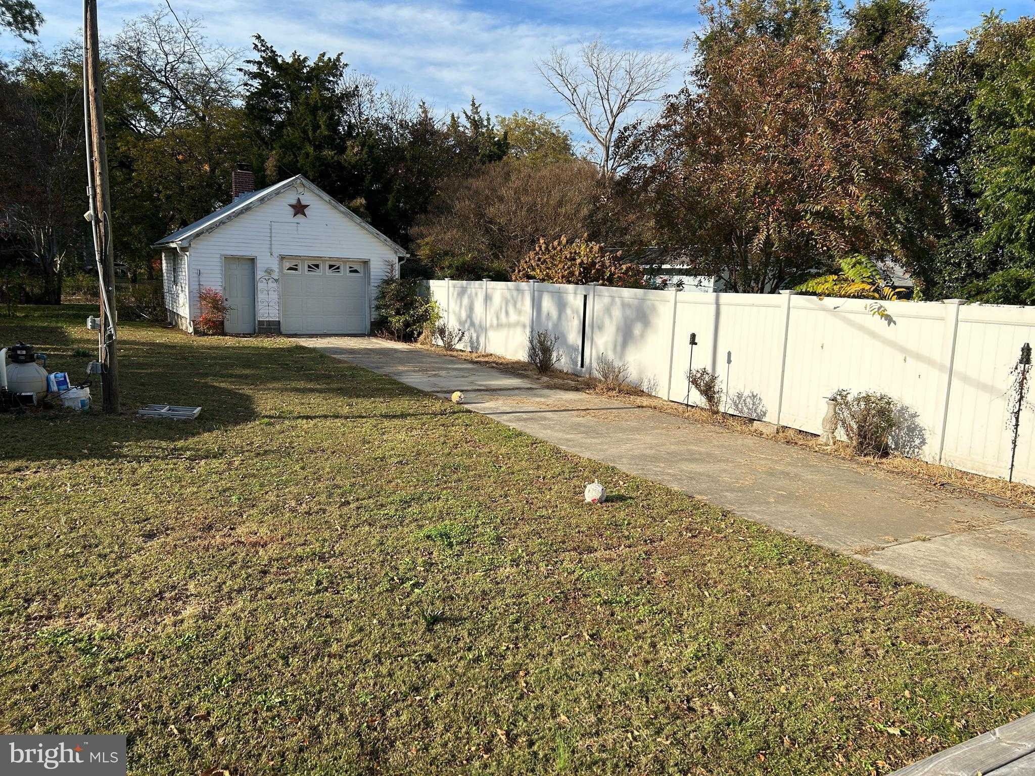 109 Mill St photo 25