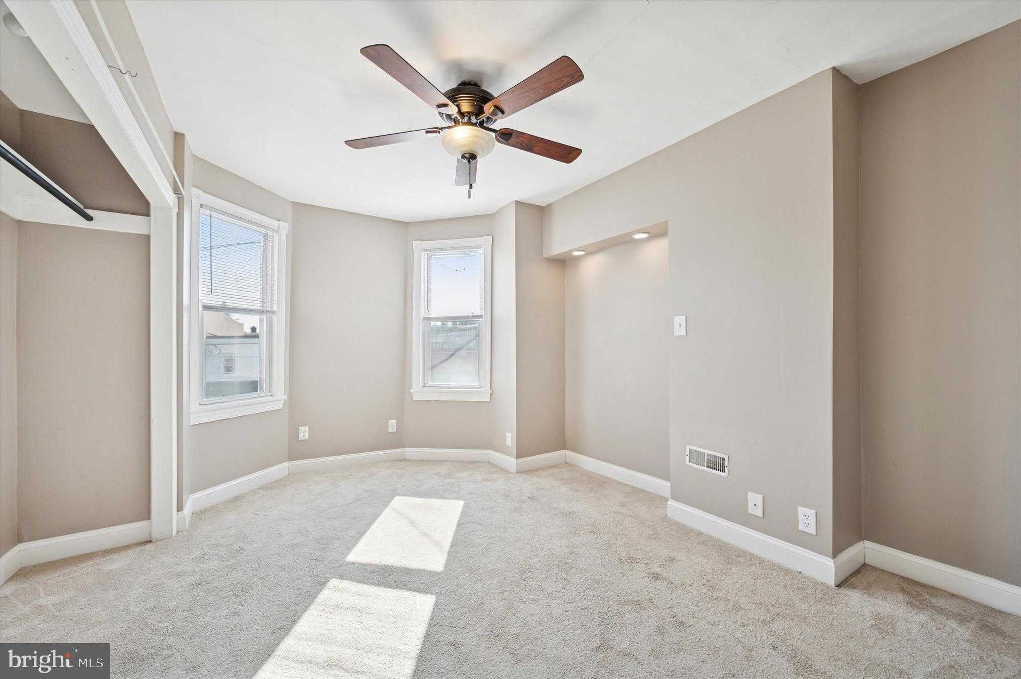 2982 Cedar St photo 21