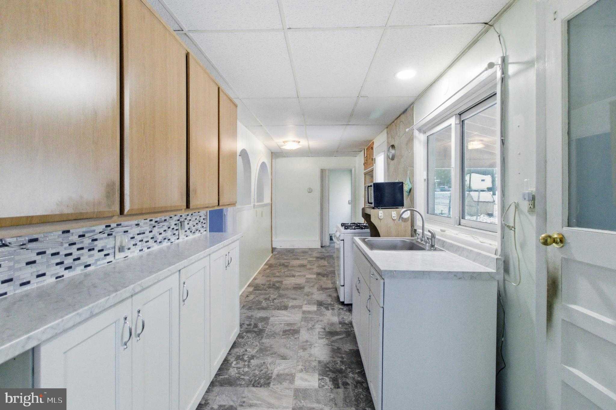 656 S Temple Ln photo 11