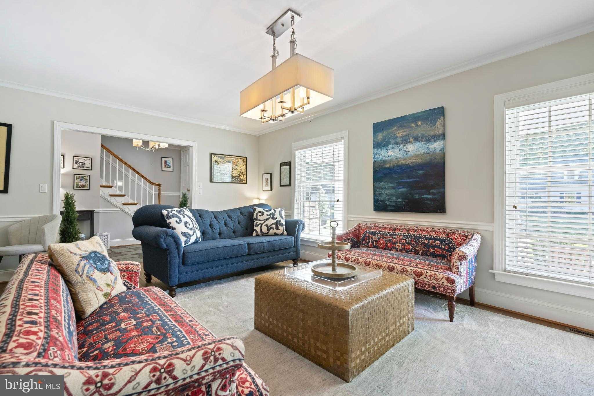 409 Rolling Rd photo 17