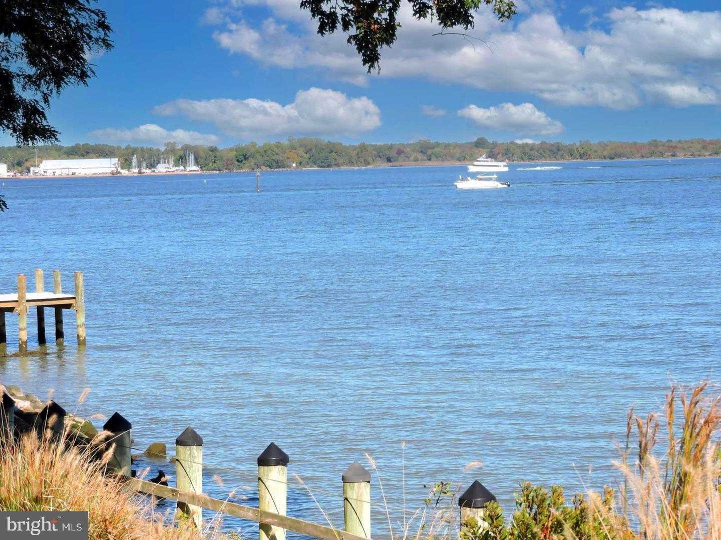 7101 Bay Front Dr Apt 301 photo 29