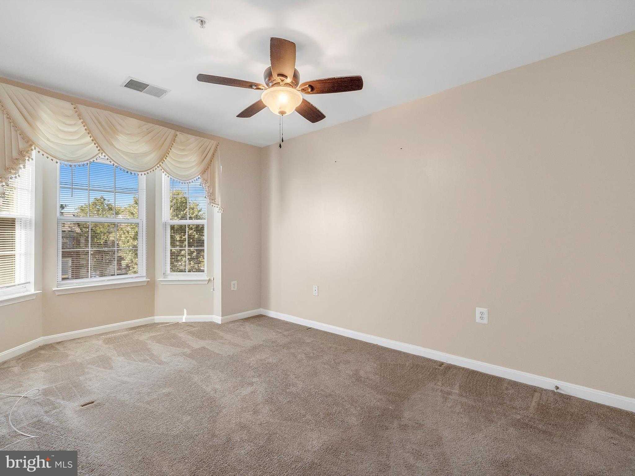 15407 Gideon Gilpin St photo 23