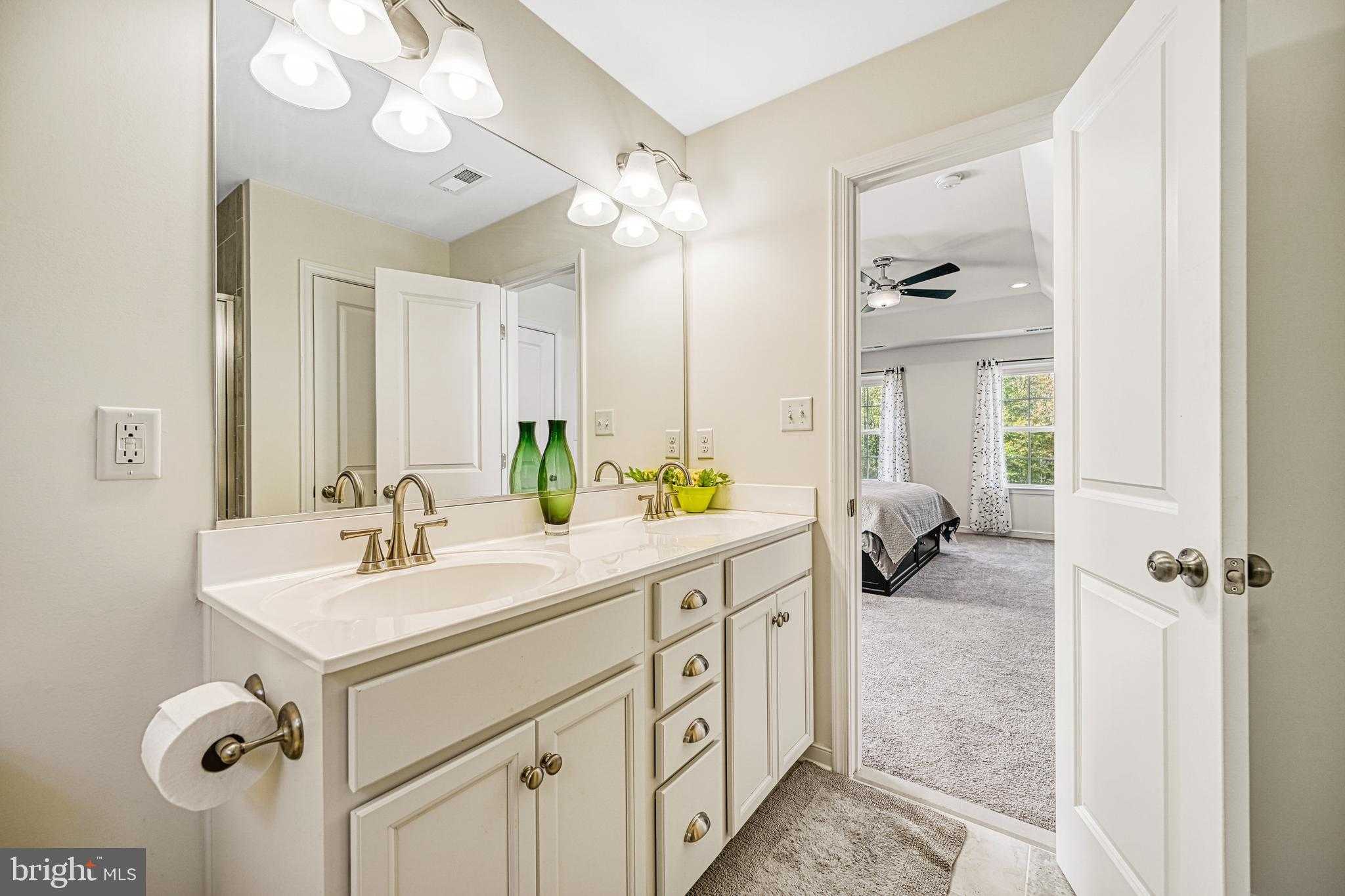 98 Gunnar Way photo 41