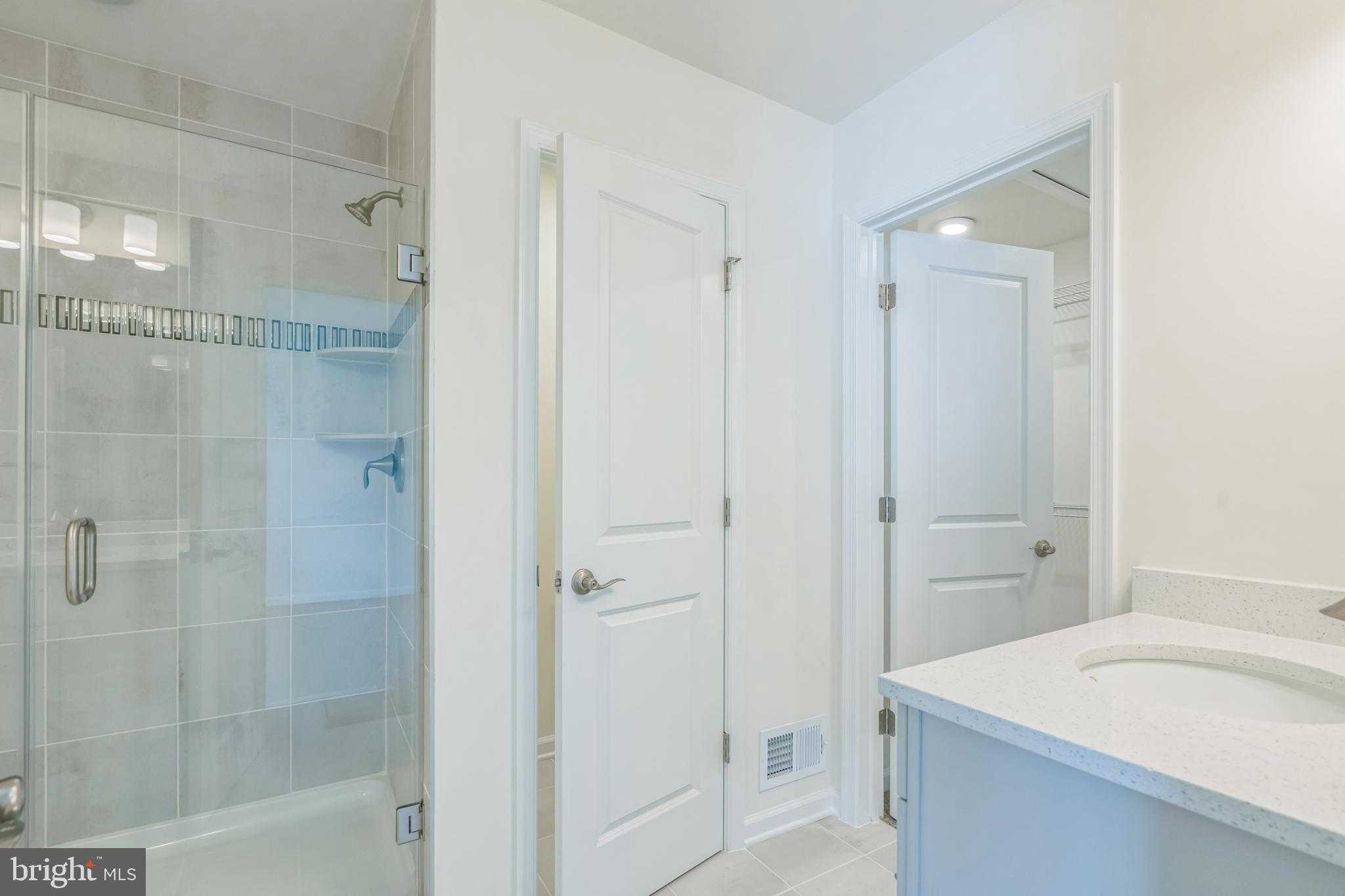 10 Riverside Wharf photo 19