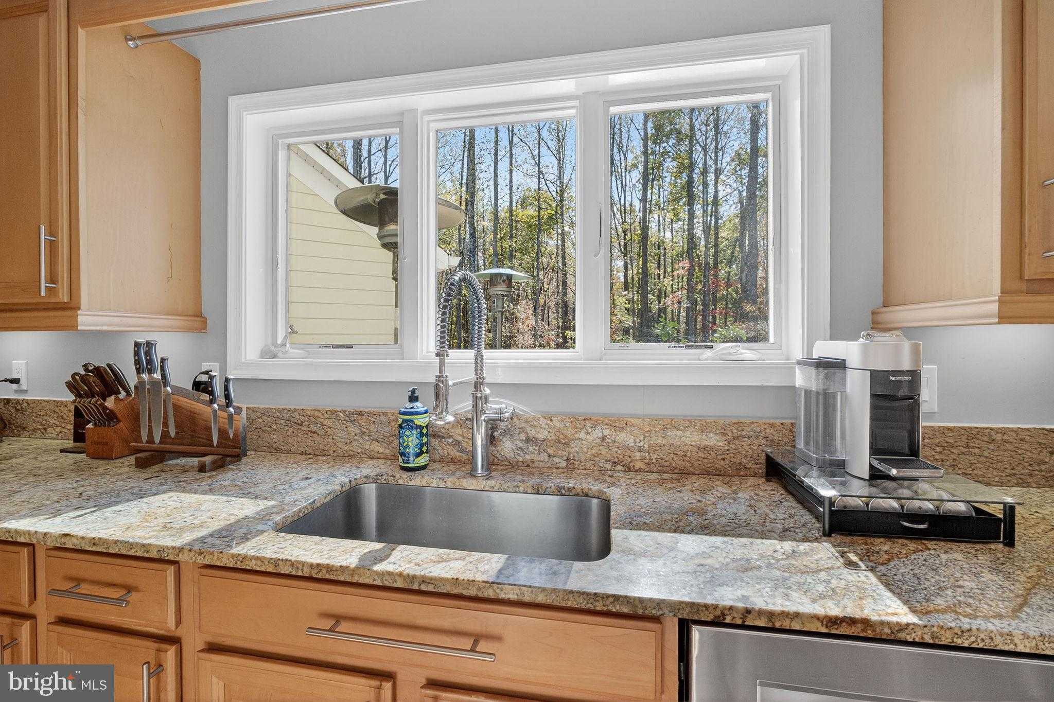 700 Battle Mountain Rd photo 13