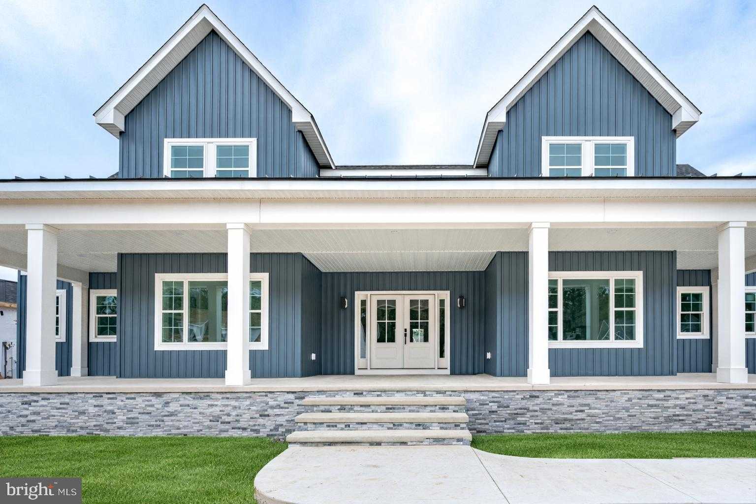 4 Preakness Dr photo 2