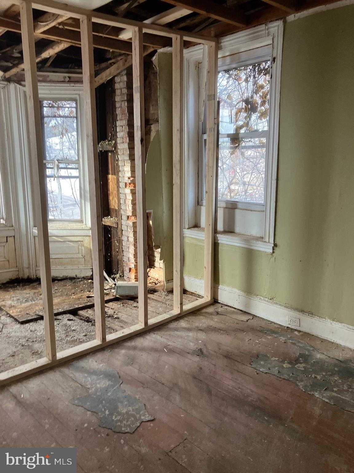 1712 N 25th St photo 13