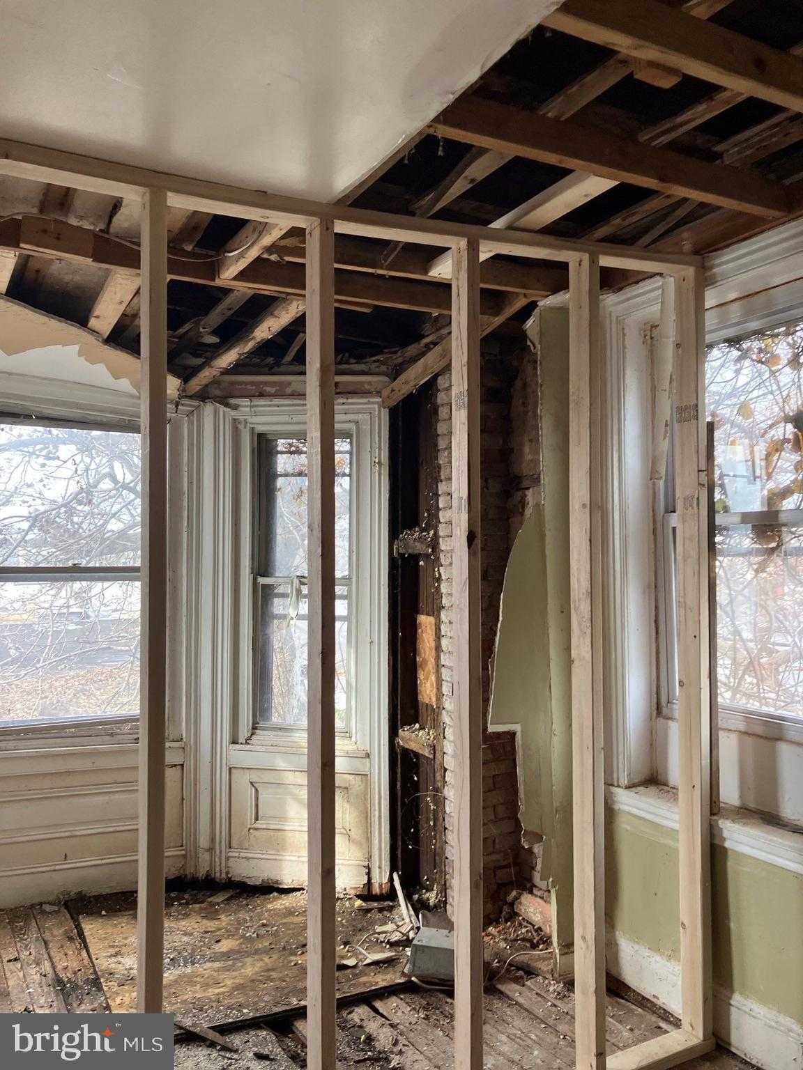 1712 N 25th St photo 9