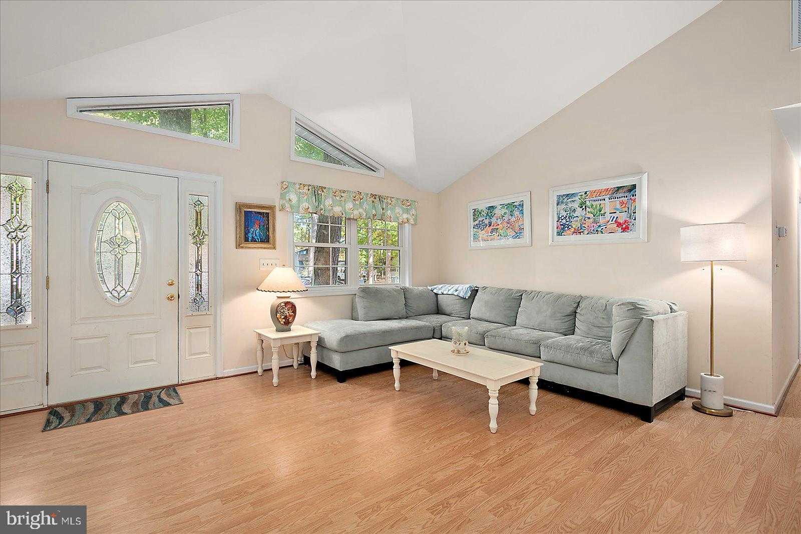 12 Sailors Way photo 5