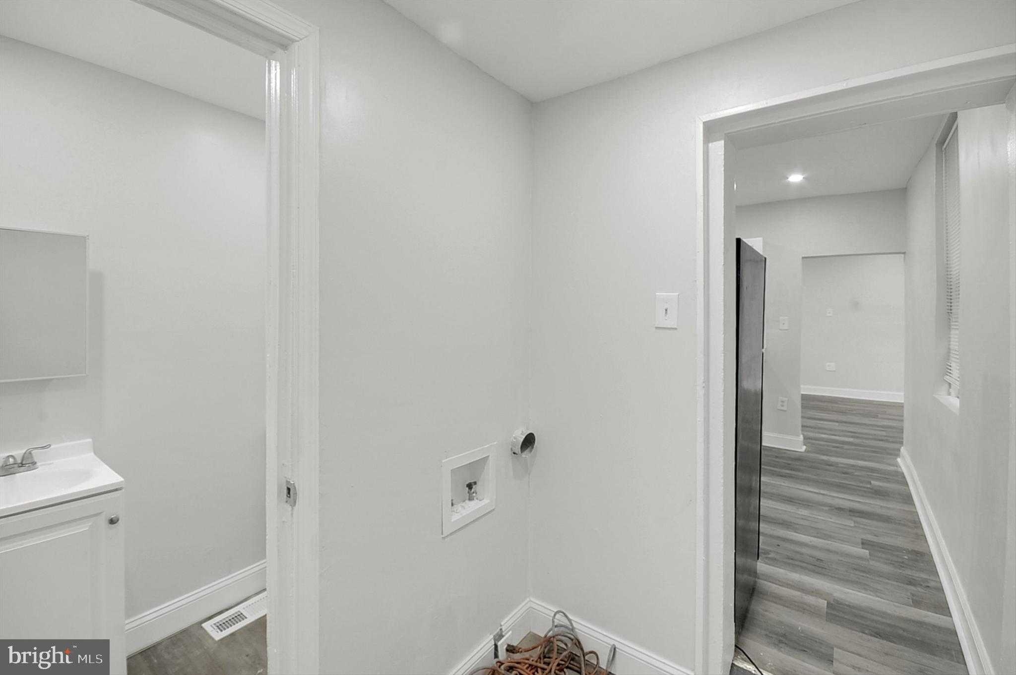 3128 Euclid Ave photo 13