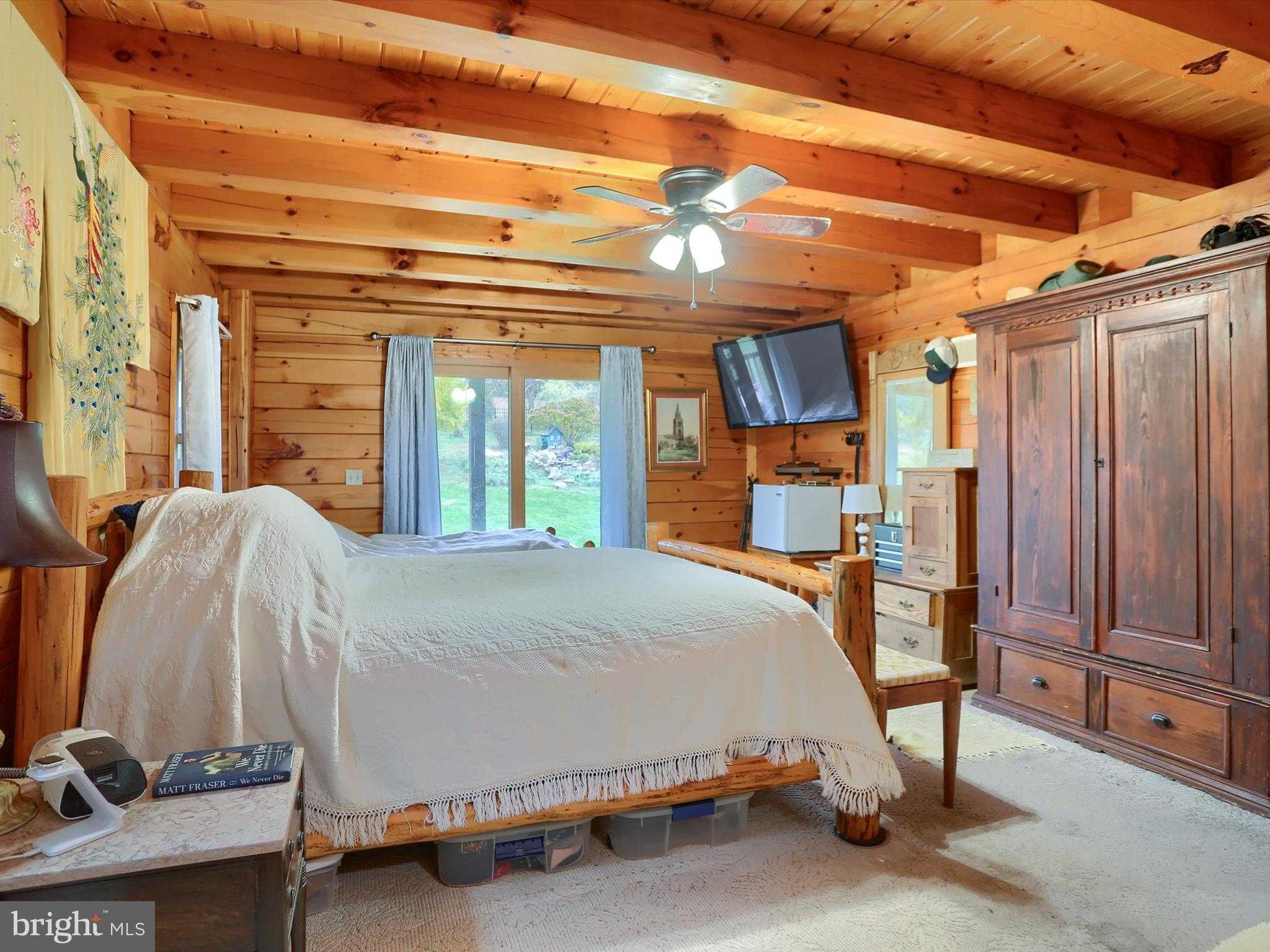 389 Church Rd photo 18