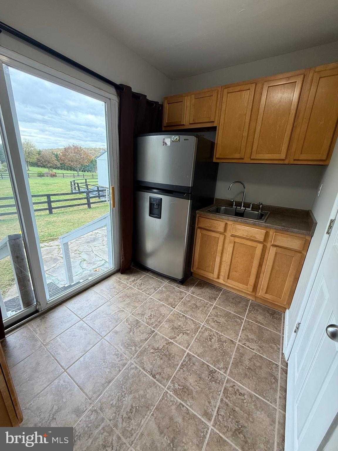 908 Priestford Rd photo 13