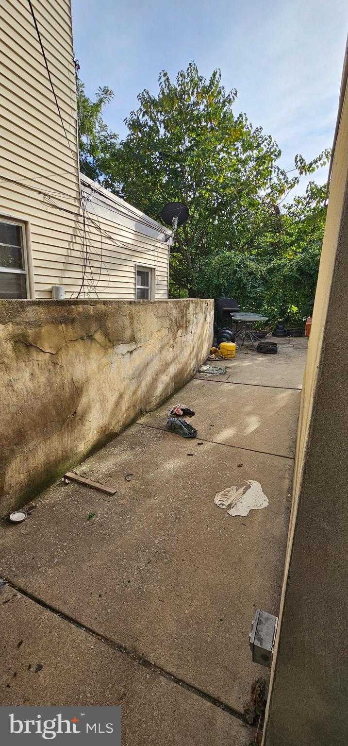 3824 Lancaster Ave photo 20